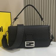 Fendi Medium Baguette Selleria Bag In Cuoio Romano Leather Black