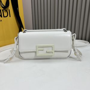 Fendi Baguette Phone Pouch In Calf Leather White