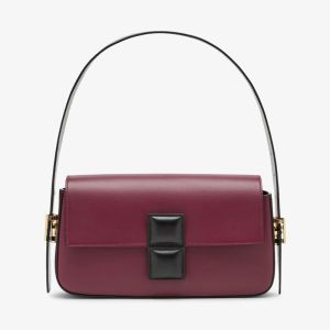 Fendi Baguette Twist Bag In Nappa Leather Burgundy