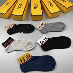 Fendi Socks Set 040339